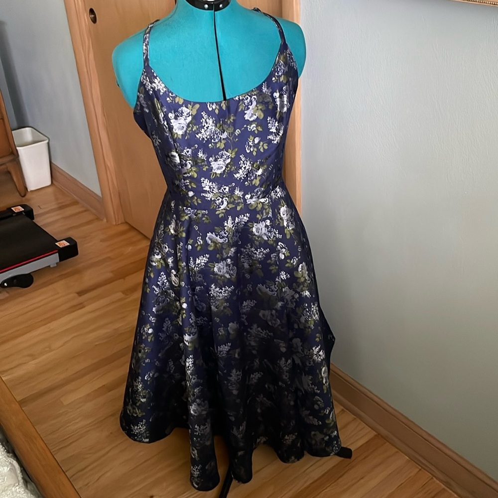 Tailor and Twirl Tatyana cocktail 1950s style dress